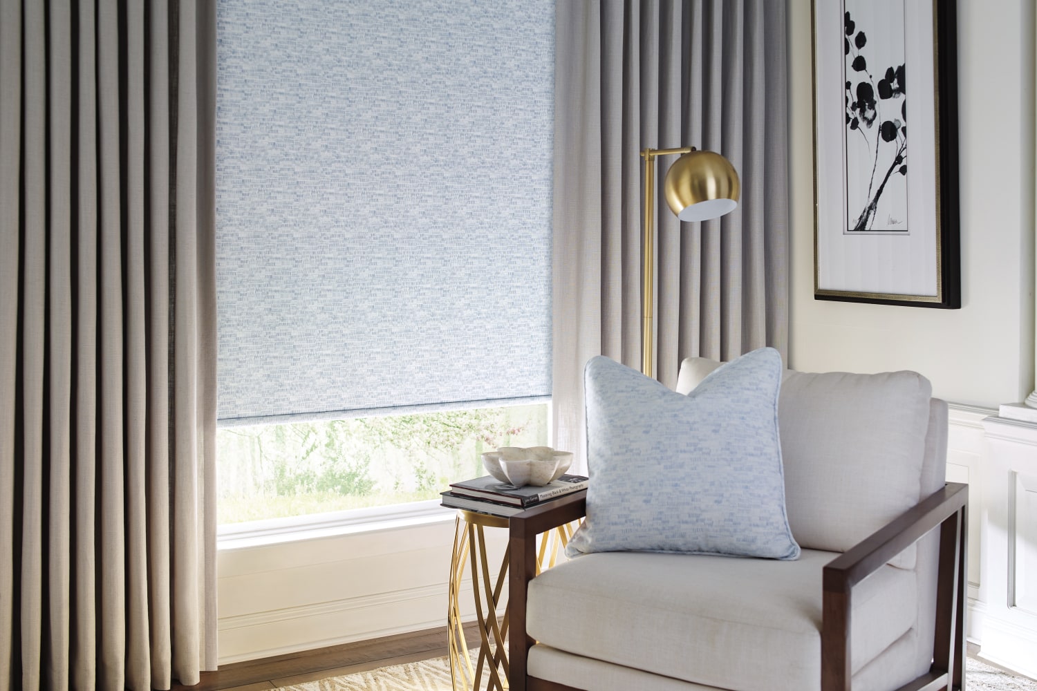 Hunter Douglas Design Studio™ Side Panels & Drapery
